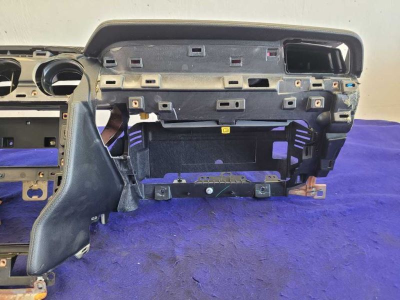2015-2017 Ford Mustang GT S550 Dash Panel Board No Gauge Pack Vent Bezel Trim - The Parts Farm