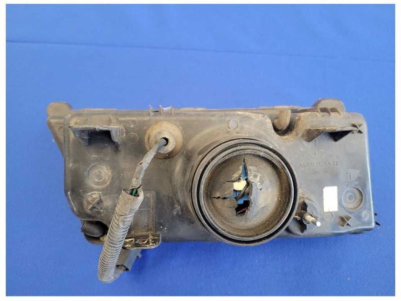 2003-2004 Mercury Marauder 4.6L Driver Front Headlight Lamp Lens Light 2534 - The Parts Farm