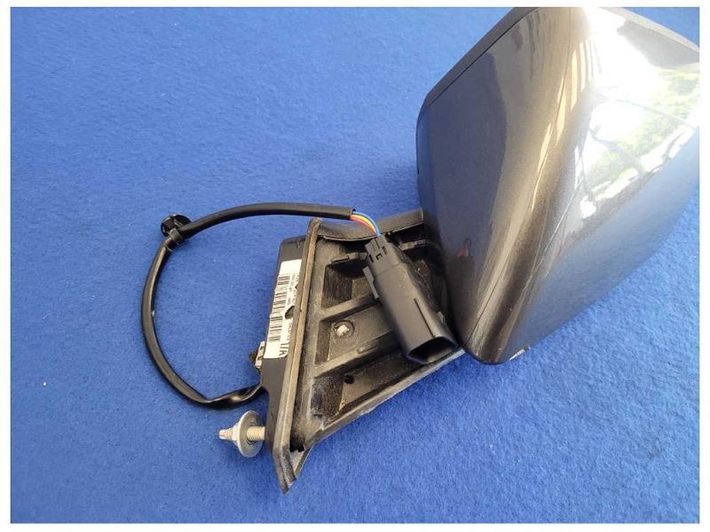 2015-2020 Ford Mustang GT S550 Driver LH Rear View Mirror Spotter Paint J7 2577 - The Parts Farm