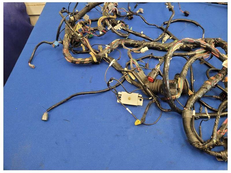 2003-2004 Mercury Marauder 4.6L 4v Body Harness Wire Plug *Broken* 2534 - The Parts Farm