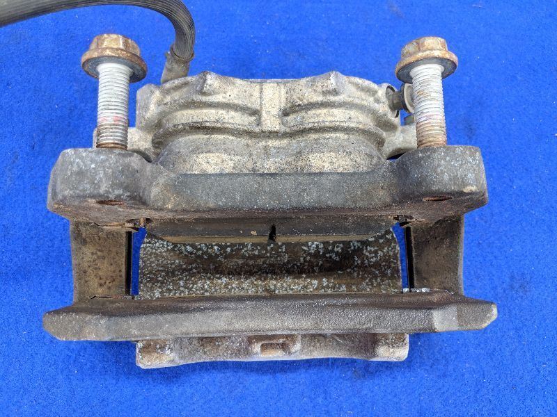 2008-2009 Pontiac G8 GT Driver Left LH Caliper Front Brake Pad Line Hose - The Parts Farm