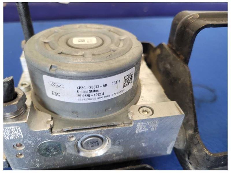 2020 Ford Mustang GT S550 ABS Module Anti-Lock Brake Pump System 2572 - The Parts Farm