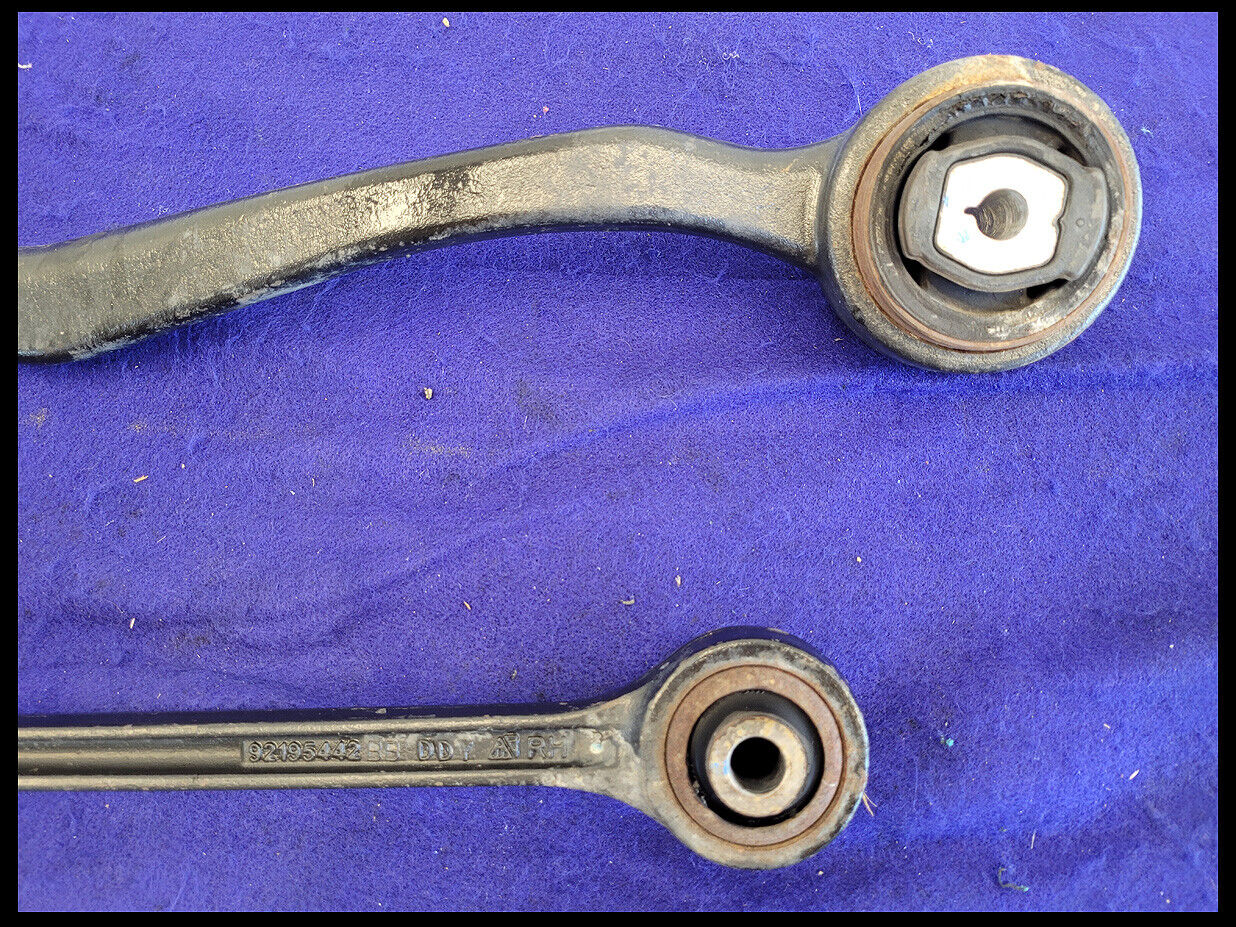 2010 Chevrolet Camaro SS Passenger Right RH Front Lower Control Arm Pair OEM - The Parts Farm