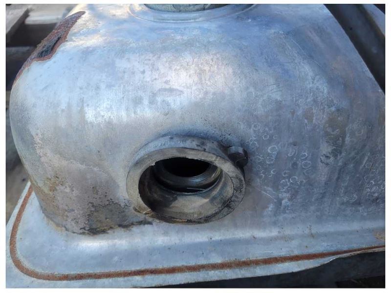 1996-1997 Ford Mustang Cobra Fuel Gas Tank Pump Sending Level Gasoline 2402 - The Parts Farm