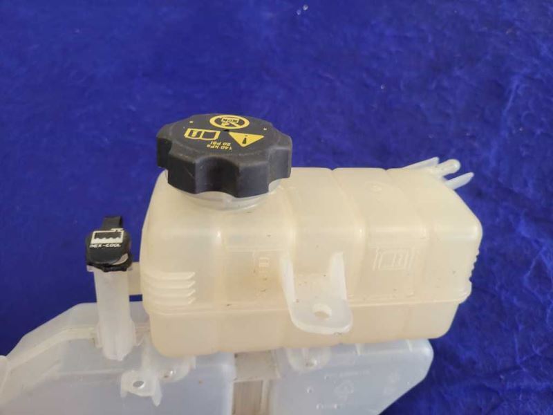 2016-2018 Chevrolet Camaro SS 6.2L Coolant Fluid Reservoir Cooling 2344 - The Parts Farm