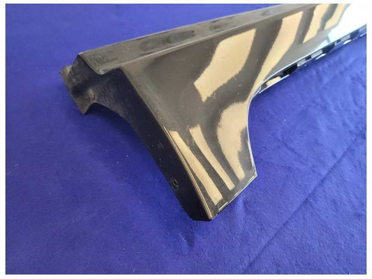 20142015 Chevrolet SS Sedan 6.2L Driver Lower Rocker Panel Molding Black 2350