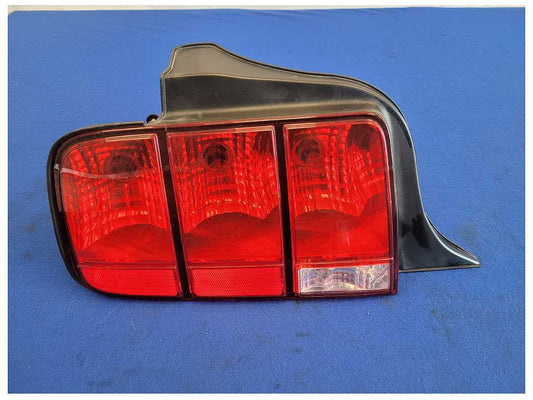 2005-2009 Ford Mustang GT GT500 Driver Rear Taillight Lamp Lens Brake 2541 - The Parts Farm