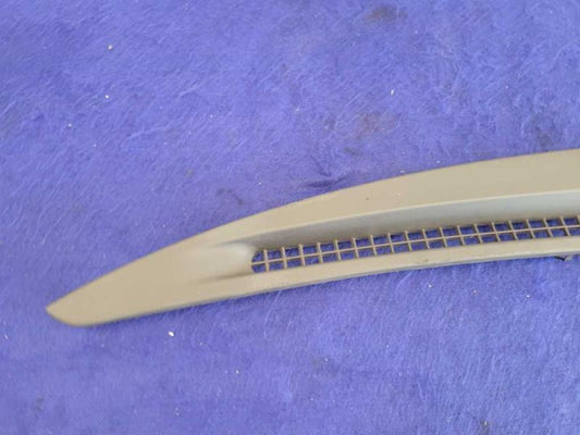 1999-2004 Ford Mustang Cobra SVT DOHC 4.6L Dash Trim Vent Upper Windshield 2364