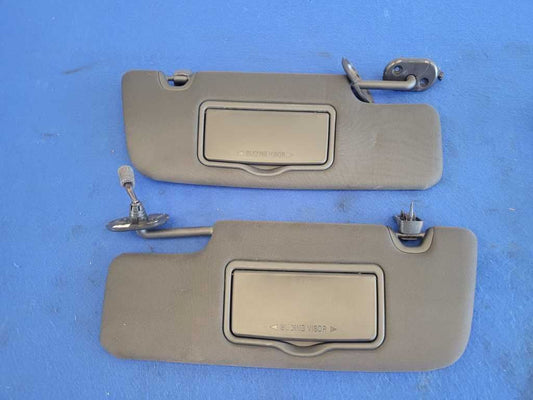 2012-2014 Ford Mustang GT 5.0L Convertible Pair Sun Visors Shade HomeLink 2639 - The Parts Farm