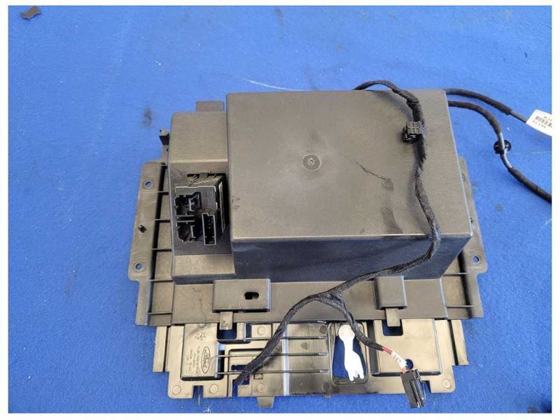 2015-2017 Ford F150 Pickup Truck Console Tray Cover Compartment USB Port 2507 - The Parts Farm