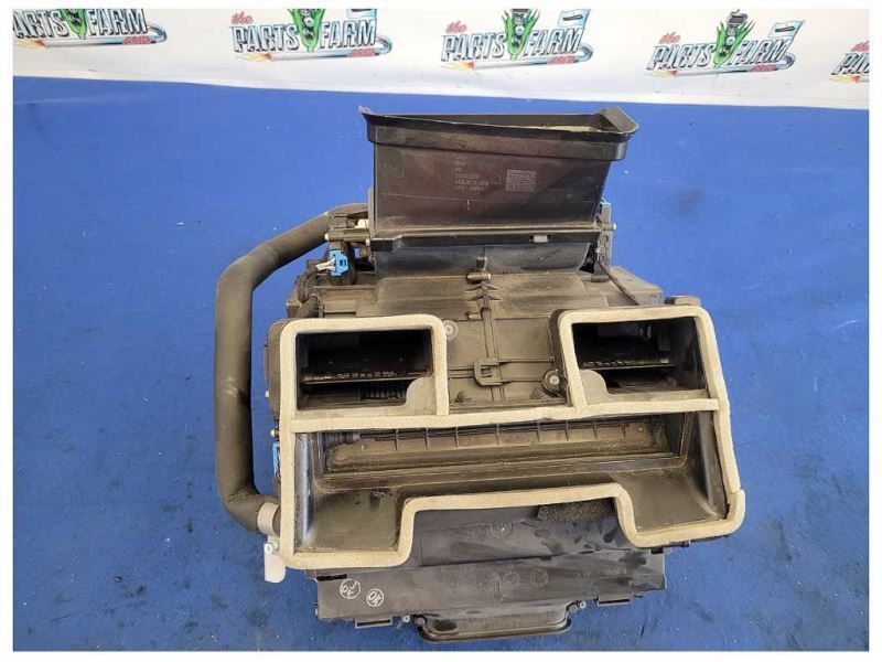 2014 Audi R8 V10 Coupe Heater Core Box Air Evaporator AC HVAC *Parts* 2136 - The Parts Farm