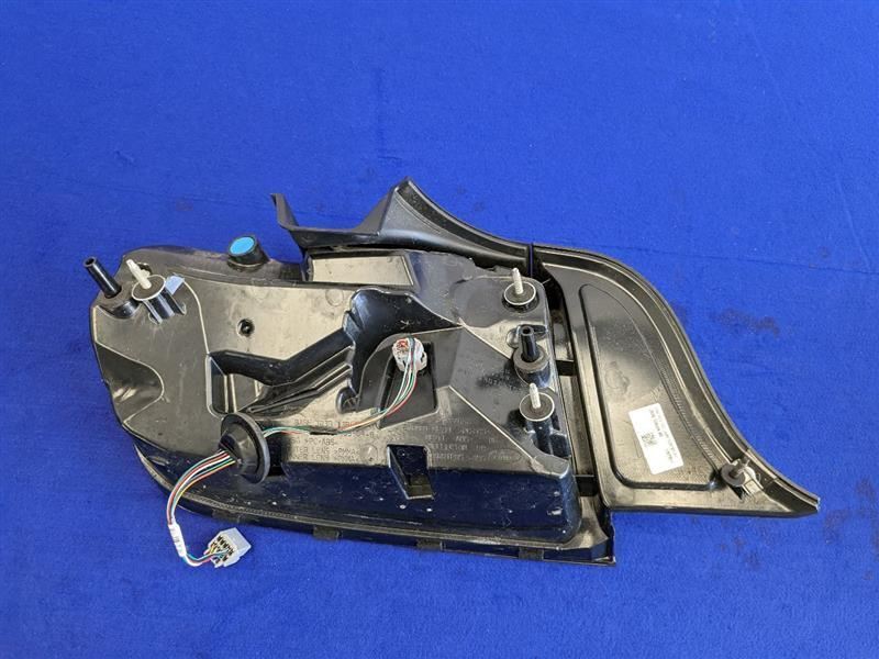 2018-2023 Ford Mustang GT S550 Passenger Right Rear Taillight Lamp Lens - The Parts Farm
