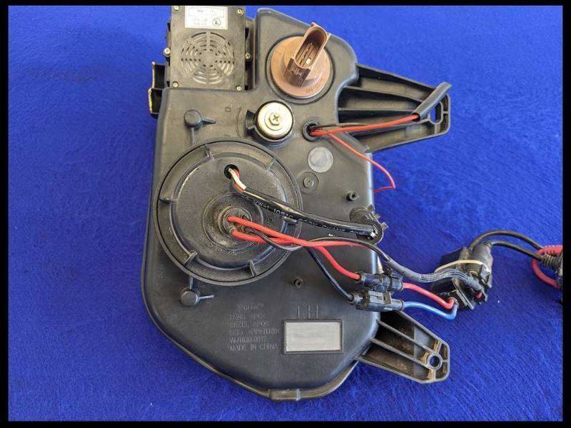 2010-2012 Ford Mustang GT S197 Driver Left Headlight Halogen Boss PARTS ONLY - The Parts Farm