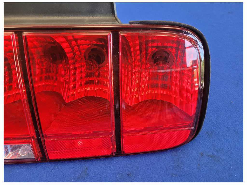 2005-2009 Ford Mustang GT GT500 Passnenger Rear Taillight Brake Lamp 2541 - The Parts Farm