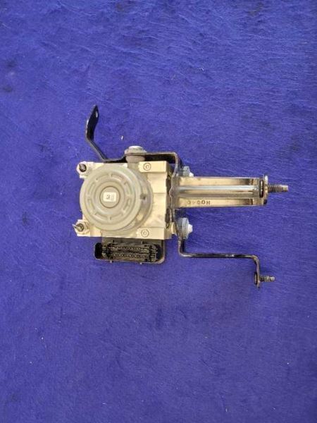 2019-2020 Ford Mustang GT S550 ABS Module Anti-Lock Brake Pump 2342 - The Parts Farm