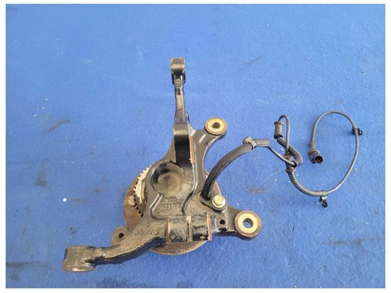 2005-2009 Ford Mustang GT 4.6L Saleen Passenger Front Spindle Knuckle Hub 2453 - The Parts Farm