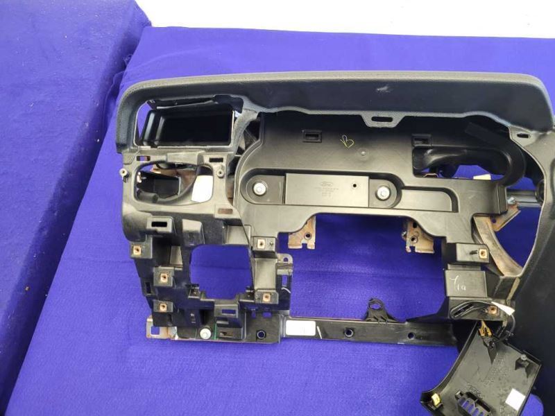 2015-2017 Ford mustang GT S550 Dash Panel Board No Gauge Pack Vent Bezel Trim - The Parts Farm