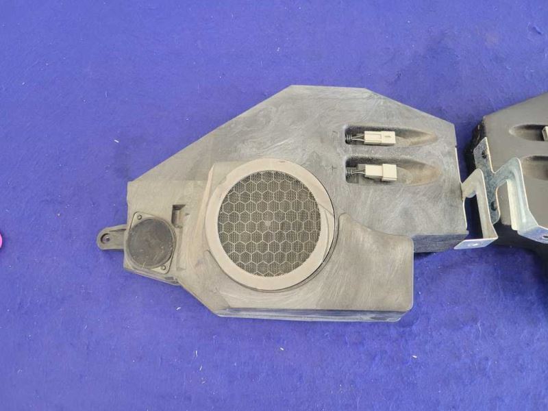 1994-1998 Ford Mustang GT Cobra Convertible Rear Quarter Speaker Box 2323 - The Parts Farm