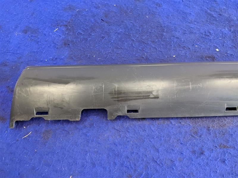 2005-2009 Ford Mustang GT Passenger Right RH Rocker Panel Moulding NEW TAKE OFF - The Parts Farm