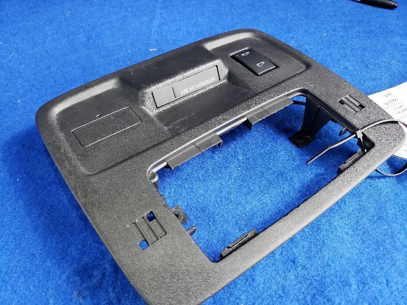 2013 2014 Chevy Camaro Overhead Sunroof Control Console Chevrolet Lighted - The Parts Farm