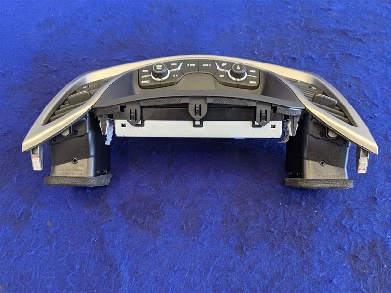 2015-2017 Chevrolet Caprice 6.0L Sedan Audio Radio Control Panel ID 92272724 - The Parts Farm