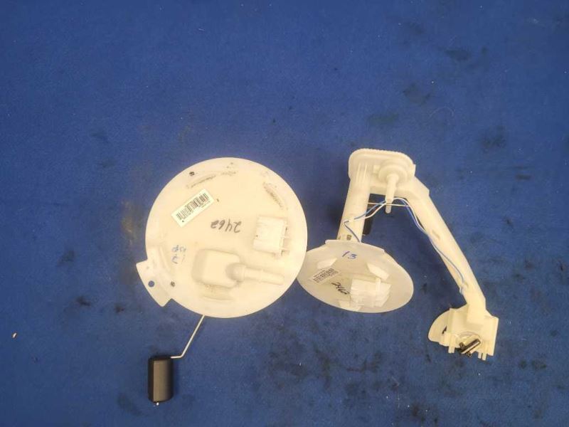 2010-2015 Chevrolet Camaro SS 6.2L Dual Pump Assembly Fuel Gas Rear 2462 - The Parts Farm