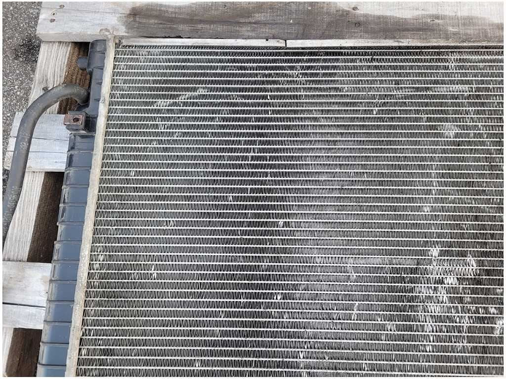 47644283