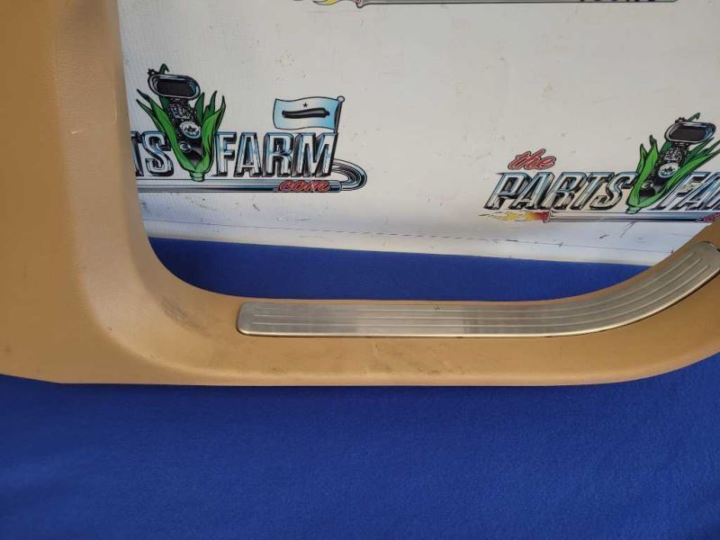 2004-2006 Porsche Cayenne Turbo 4.5L Passenger Inner Lower Door Trim 2137 - The Parts Farm