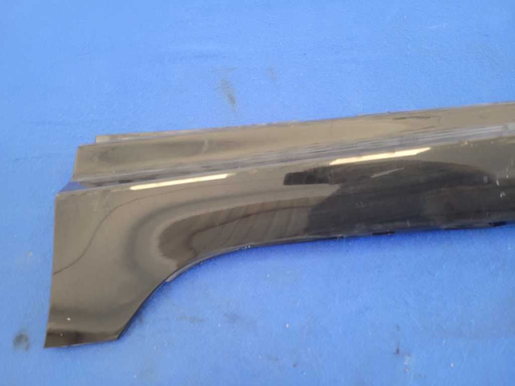 2014-2017 Chevrolet SS 6.2L Sedan Driver Lower Rocker Panel Molding Black 2602 - The Parts Farm
