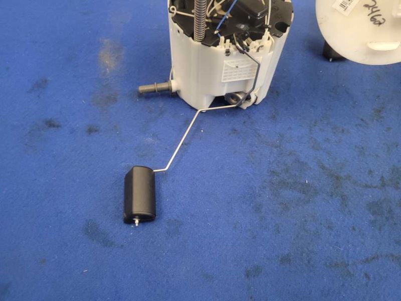 2010-2015 Chevrolet Camaro SS 6.2L Dual Pump Assembly Fuel Gas Rear 2462 - The Parts Farm