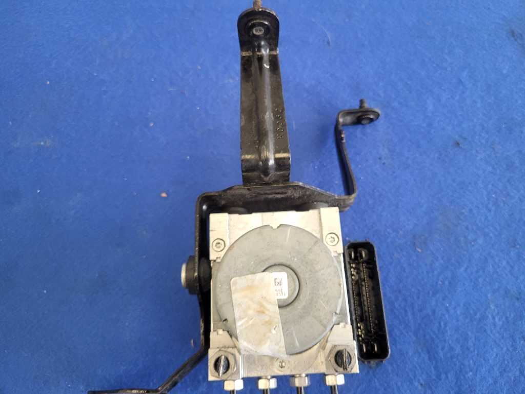 2018-2023 Ford Mustang GT S550 ABS Anti-Lock Brake Module Pump PP1 M/T 2609 - The Parts Farm