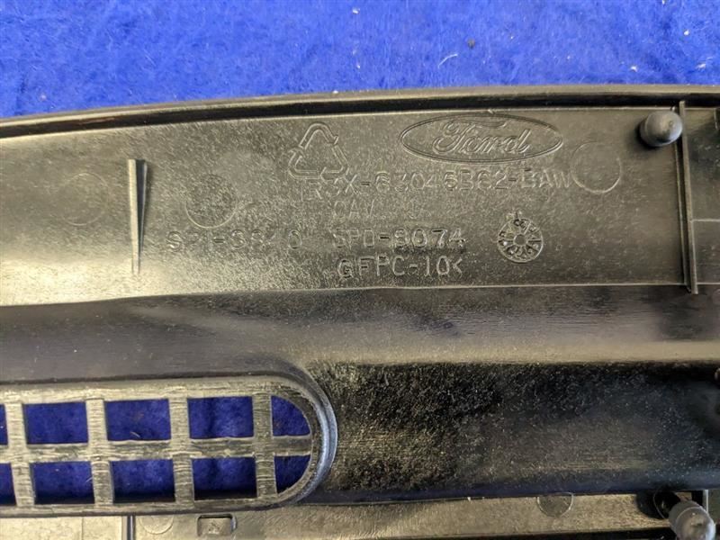 1999-2004 Ford Mustang Cobra SVT DOHC 4.6L Upper Dash Trim Vent Cover Panel 2260 - The Parts Farm