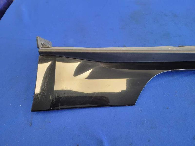 2015-2023 Ford Mustang GT S550 Driver Lower Rocker Molding Panel Paint G1 2447 - The Parts Farm