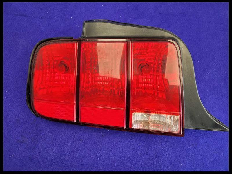 2005-2009 Ford Mustang GT GT500 Driver Left LH Tail Light Lamp Brake Lens - The Parts Farm