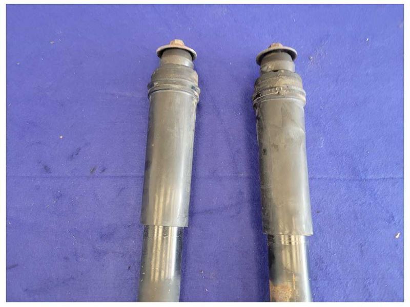1999-2004 Ford Mustang Mach 1 Cobra GT Coupe Pair Tokico Struts 2364 - The Parts Farm