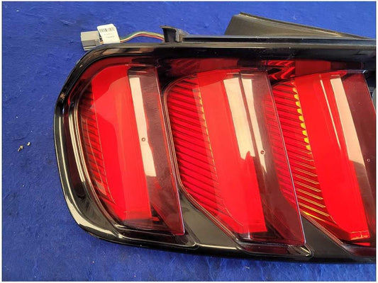 20152017 Ford Mustang GT S550 Driver Rear Taillight Brake Lamp Light 2763