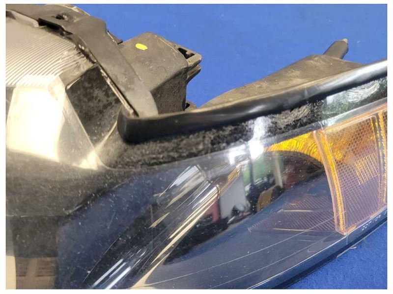 1999-2004 Ford Mustang GT 4.6L Coupe Driver Left Front Headlight Lamp 2556 - The Parts Farm