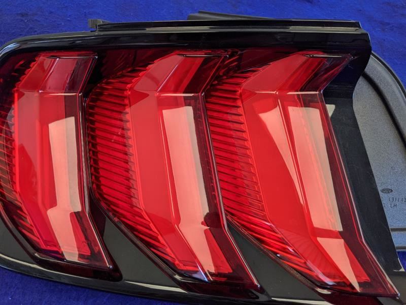 2018-2023 Ford Mustang GT S550 Driver Left LH Tail Light Lamp Brake Lens OEM - The Parts Farm