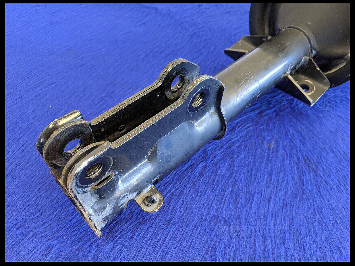 2011-2014 Ford Mustang GT 5.0 Passenger RH Right Front Strut Shock Absorber OEM - The Parts Farm