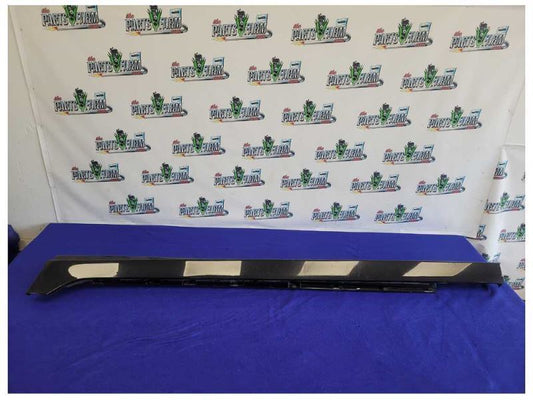 2014-2015 Chevrolet SS Sedan 6.2L Driver Lower Rocker Panel Molding Black 2350 - The Parts Farm