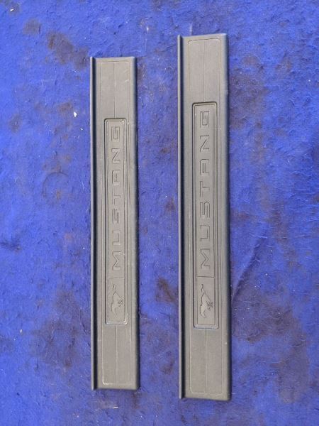 2015-2023 Ford Mustang GT S550 Pair Door Sill Scuff Plates No Lights OEM Factory - The Parts Farm