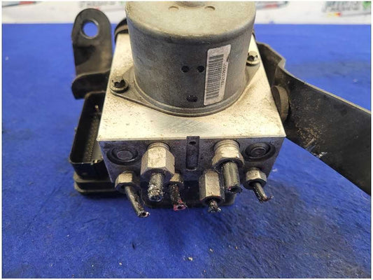 2012 Ford Mustang GT500 SVT ABS AntiLock Brake Module Pump 2812