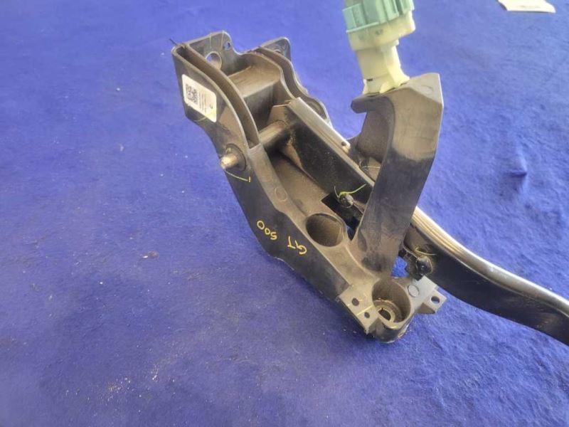 2020-2022 Ford Mustang Shelby GT500 Brake Pedal Cage Switch Box 2142 - The Parts Farm