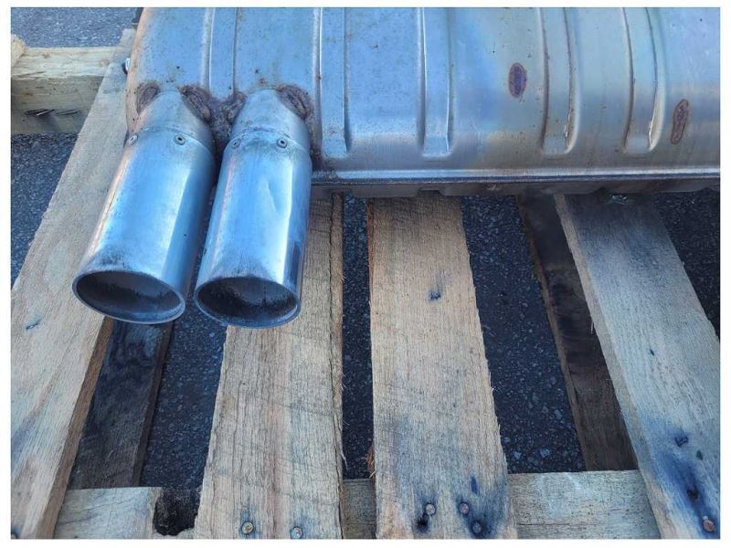2001-2006 BMW M3 Convertible Rear Muffler Axle Back Exhaust Bent Tip 2448 - The Parts Farm