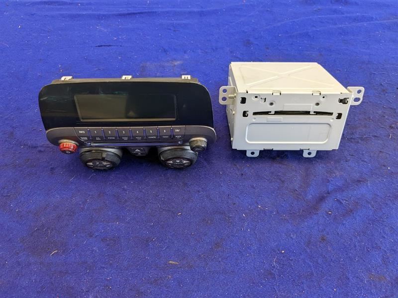 2010-2012 Chevrolet Camaro SS Audio Radio Control Panel AM-FM-XM-CD-MP3 - The Parts Farm