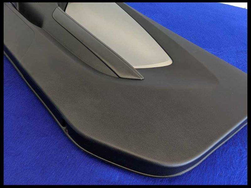 2010-2015 Chevrolet Camaro Gray Center Front Door Trim Panel Pair OEM SS Factory - The Parts Farm