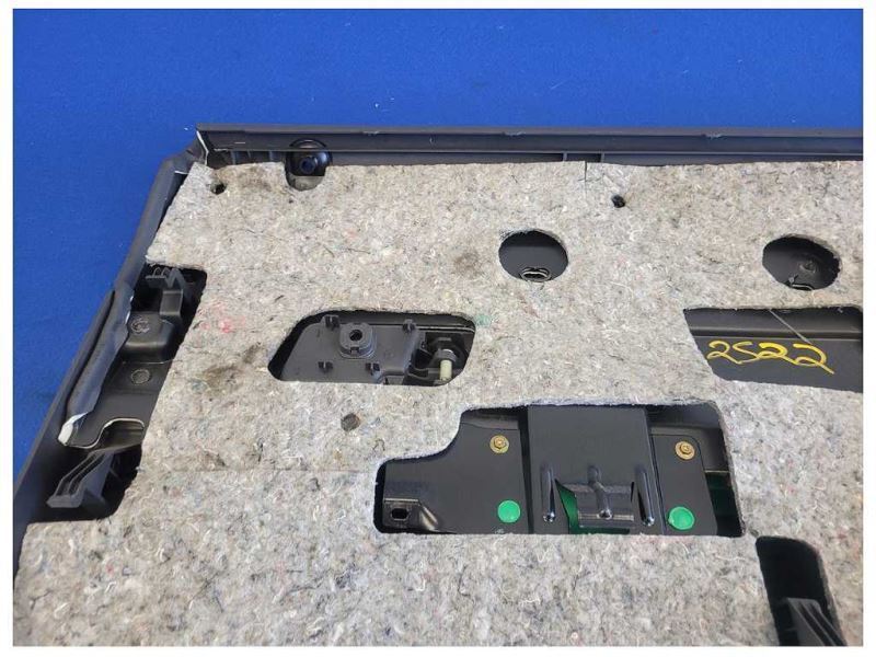 2003-2004 Mercury Marauder 4.6L 4v Passenger Rear Door Panel Card 2522 - The Parts Farm