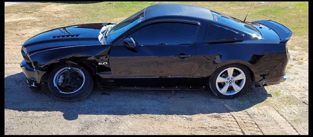 2010-2014 Ford Mustang GT 5.0L S197 Lid Console Center Arm Rest Storage - The Parts Farm