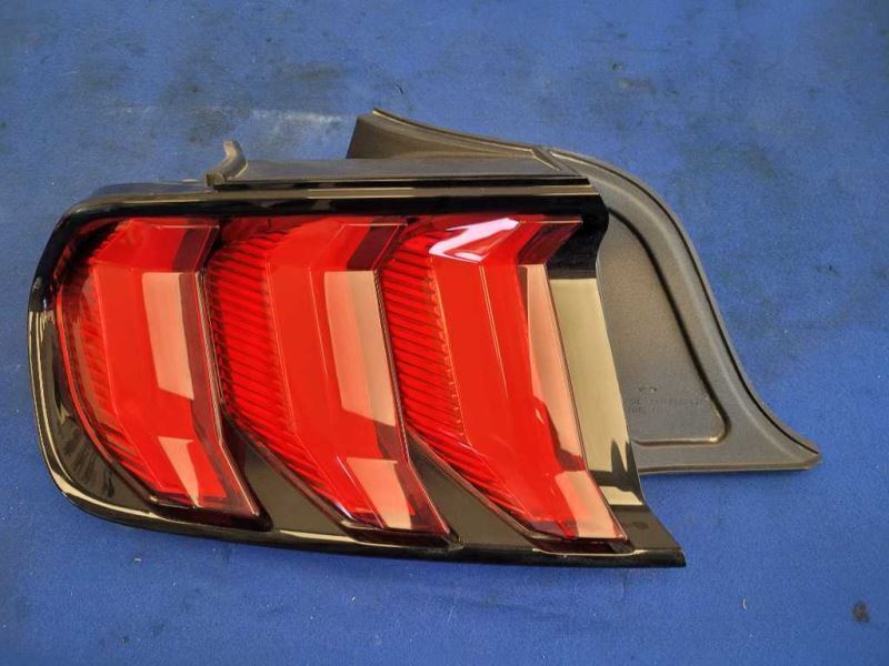 2018-2023 Ford Mustang GT S550 Driver Left LH Tail Light Lamp Brake Lens 2403 - The Parts Farm
