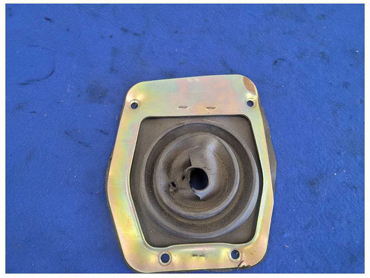 1999-2004 Ford Mustang GT Cover Transmission Manual Panel Rubber *Tear* 2556